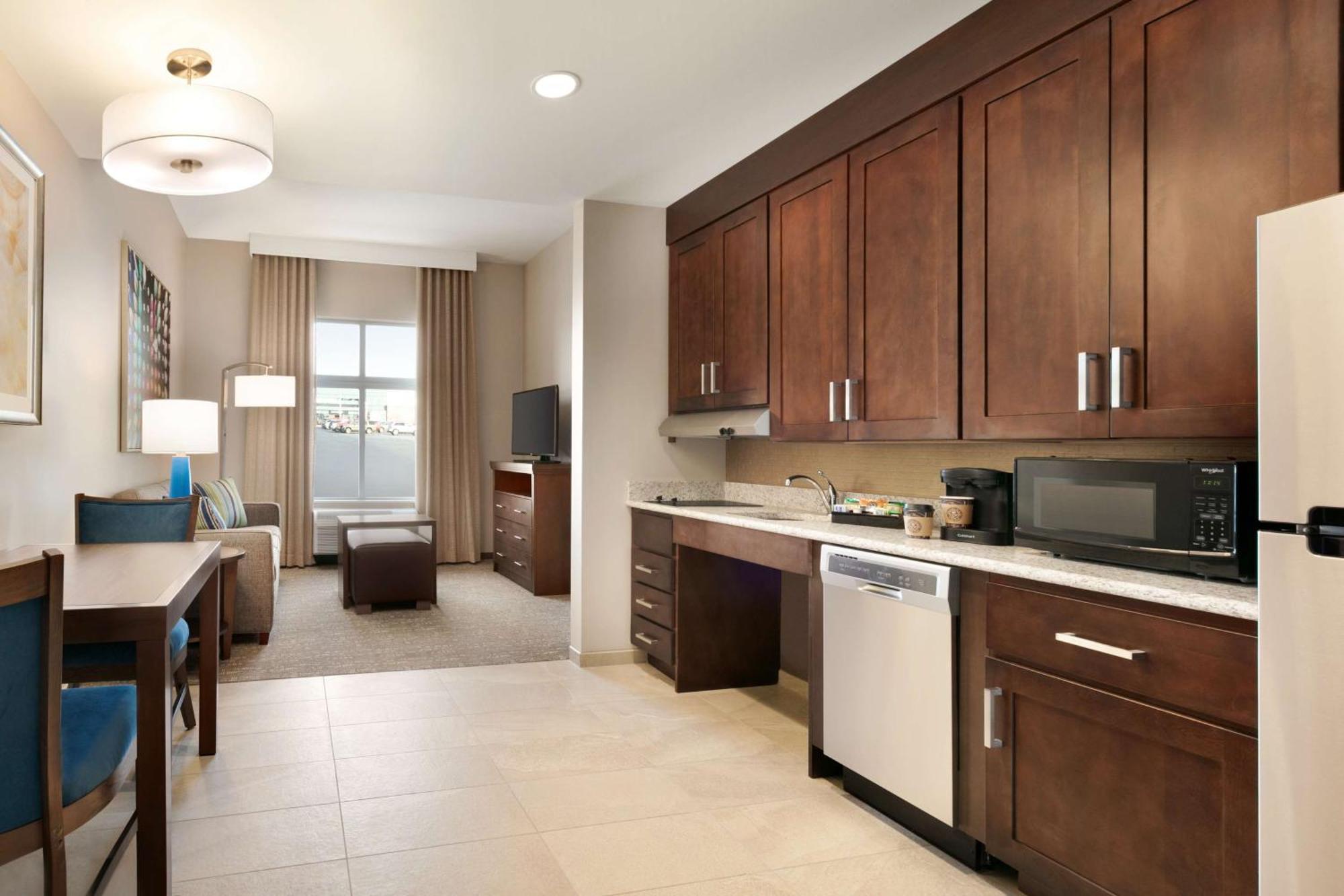 Homewood Suites By Hilton Hartford Manchester Exterior photo